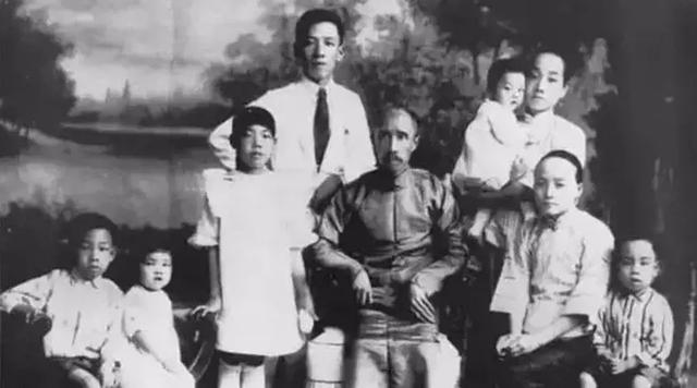 贝聿铭怎么读聿，贝聿铭的聿怎么读（贝聿铭：栖居的证明）
