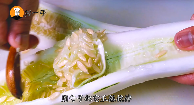 老黄瓜怎么做好吃，老黄瓜怎么做好吃鸡蛋（黄瓜这样做太下饭了）