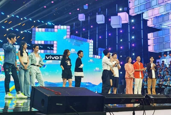 快乐大本营赵丽颖王一博哪一期，快乐大本营赵丽颖王一博哪期（赵丽颖《快本》怼杜华）