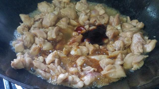 鸡腿肉的做法大全，鸡腿的做法大全（鸡腿香喷喷的做法）