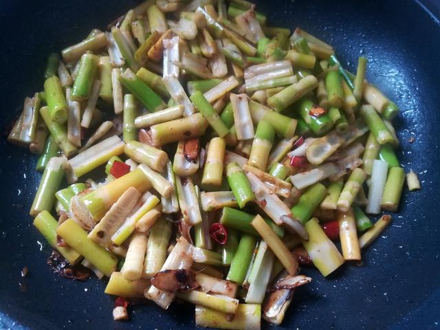 竹笋炒鸡蛋的做法大全，竹笋炒鸡蛋的做法大全家常（春天遇到这菜别手软）