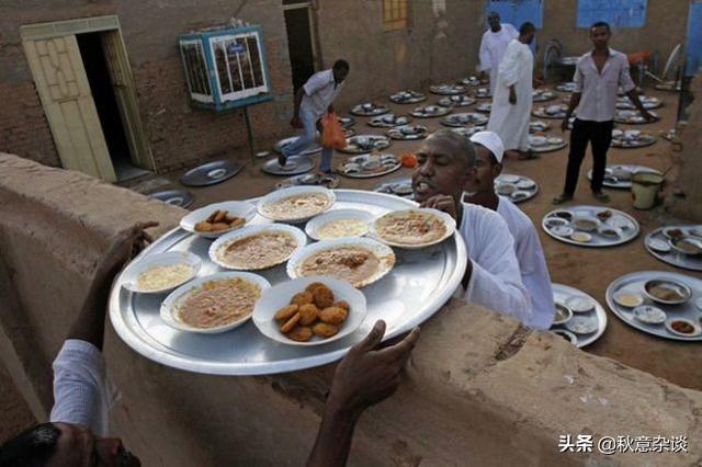 斋月节，开斋节2022年是哪天（伊斯兰文化中最神圣的月份）