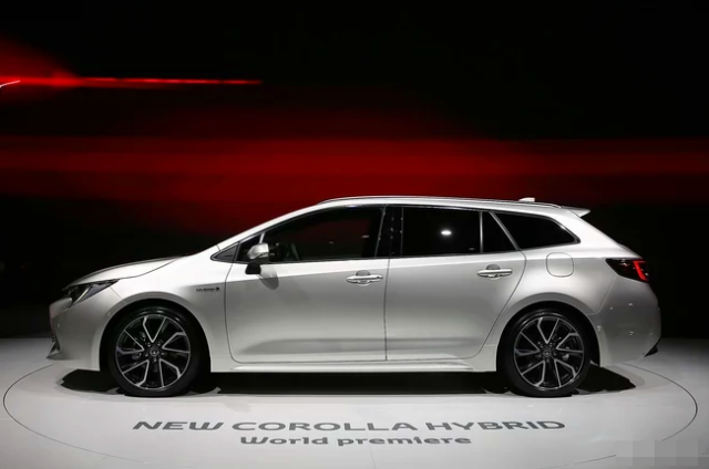 丰田六座车有哪几款车，丰田六座13万左右（油耗低至3.3升）