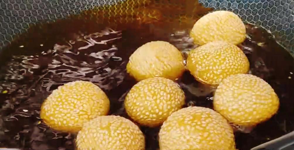 圖片[5]-【空心麻團】做法步驟圖 個個空心不開裂 比買的香-起舞食譜網(wǎng)