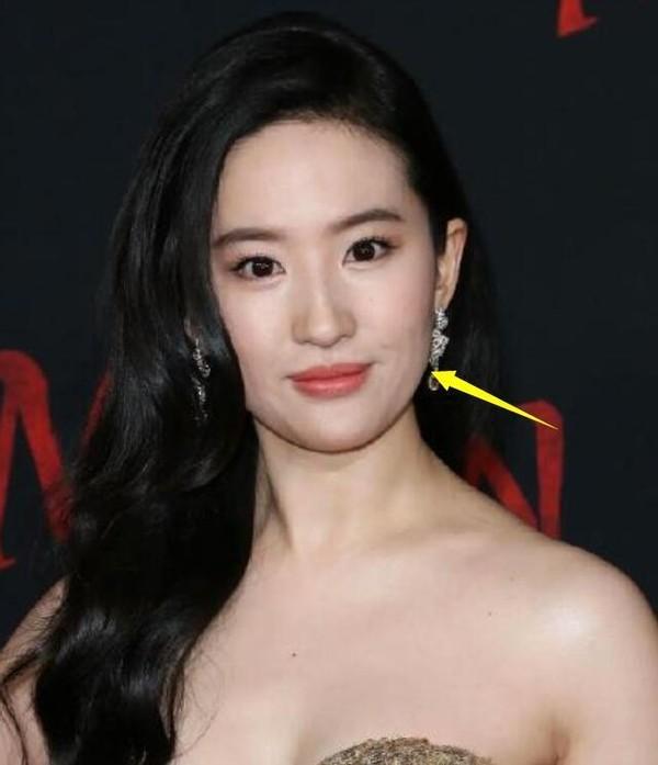 刘亦菲身高体重，刘亦菲体重（33岁刘亦菲身材又胖上热搜）