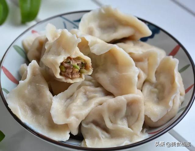  羊肉水饺配什么菜好吃，羊肉配什么菜最佳（羊肉饺子馅怎么调） 