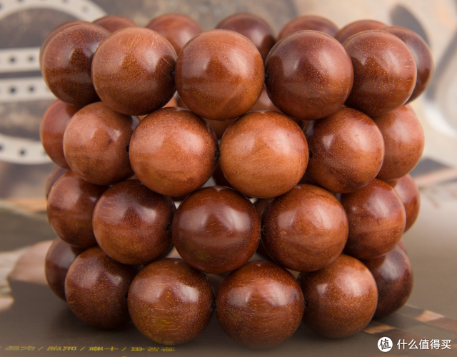 乌木手串怎么辨别真假，乌木手串真假鉴别（万物皆可盘：万字长文）