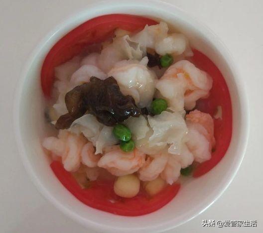 莲藕通草排骨汤的做法，莲藕通草排骨汤可以一起炖吗（月子食谱大全及做法）