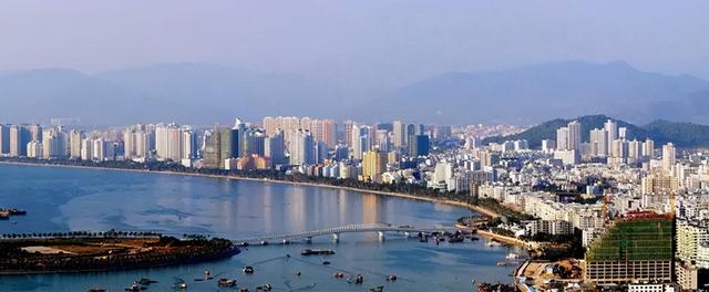 2021五一三亚旅游哪里好玩 初次去三亚玩一定要去的景点，2021五一三亚旅游哪里好玩（三亚这些人少景美的地方不容错过）