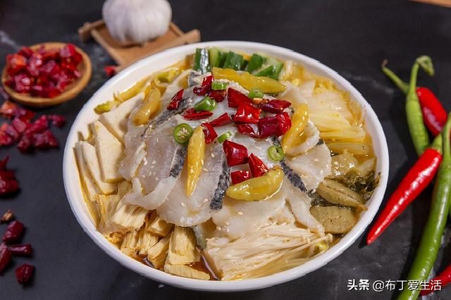 水煮鱼怎么切片，水煮鱼怎么做鱼片才嫩（教您\