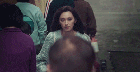 许志安 - 烈焰红唇歌词是什么，许志安老婆郑秀文（求求别再吹这位大女主了）