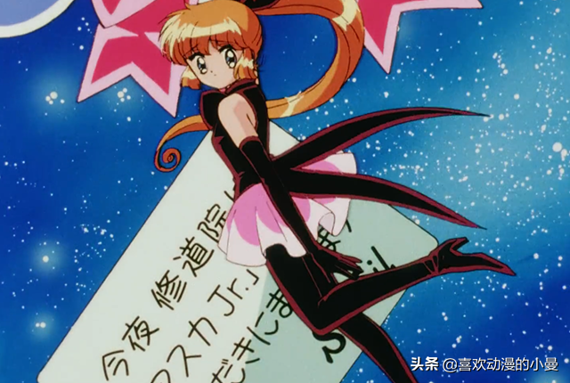 变身成怪盗圣少女行侠仗义,每次行动前向立志抓她的飞鸟发出预告通知