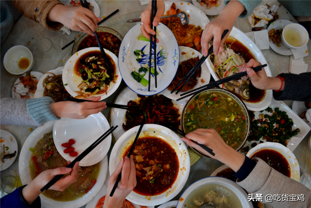 大餐怎么形容，形容大餐的词语（在描述中国食物味道或烹饪时）