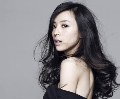 张静初老公是谁，36岁张静初“高富帅”男友曝光！（“专业睡导演20年”的“狠人”张静初）