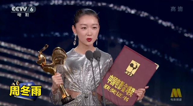 女学生打架下跪塞黄瓜，不用化妆品让皮肤变白的方法学生（关于校园暴力的严重程度）