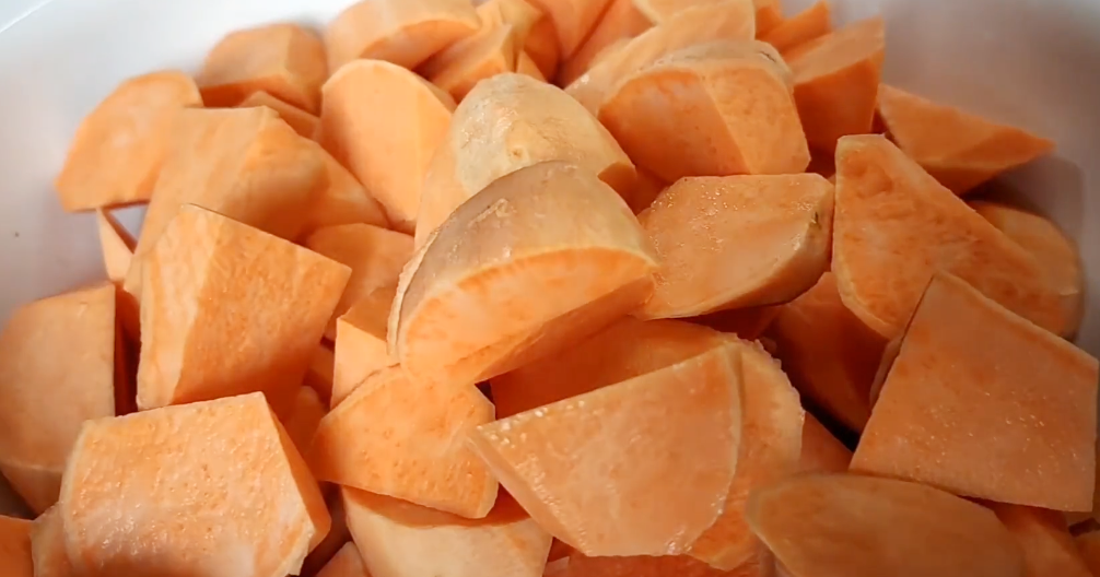 图片[2]-【红薯淀粉】做法步骤图 做法特简单 学会再也不用买了-起舞食谱网