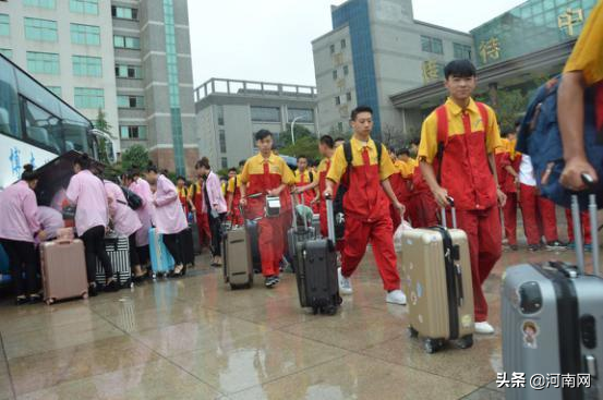 中国山东蓝翔技校，山东蓝翔技校地址是什么（天天说山东蓝翔技校）