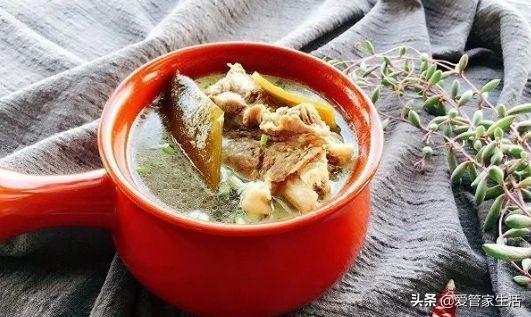 莲藕通草排骨汤的做法，莲藕通草排骨汤可以一起炖吗（月子食谱大全及做法）