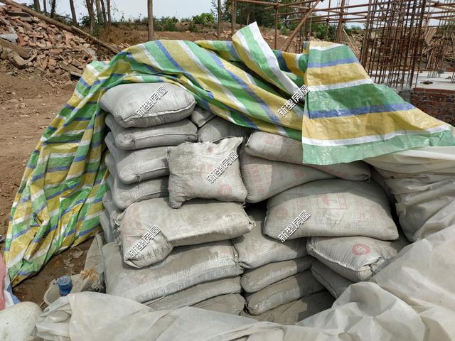 红砖的选购和使用攻略。，瓷砖选购攻略（买钢筋、水泥、红砖时要注意什么）