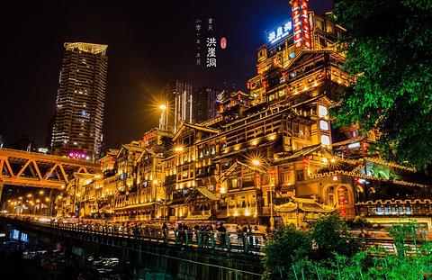 重庆渝中区景点，重庆最有名的十个景点（在渝中区不妨可以到这些地方走走）
