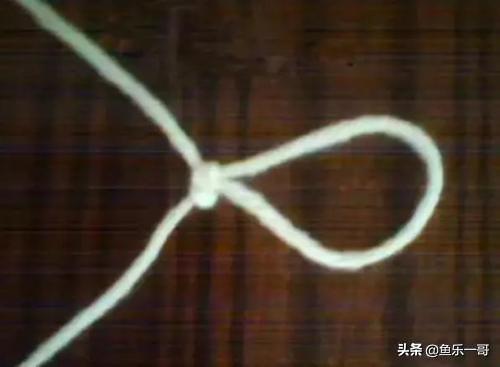 钓鱼子线怎么绑，钓鱼子线怎样绑不缠（图解子线打结不易缠绕的子线绑法）