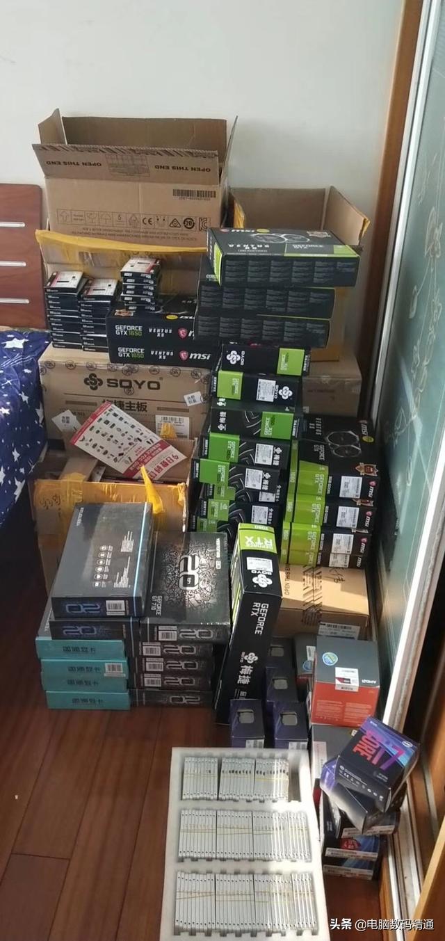 淘宝旺铺多少钱，淘宝店铺装修多少钱（同品牌型号电脑在淘宝、京东和实体店售价为何不一样）