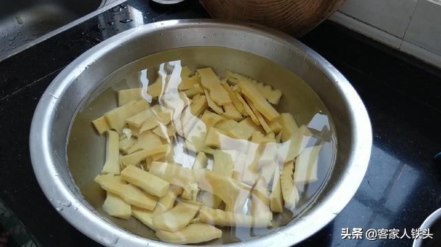 正宗焖肉的做法，最爱客家一道特色焖肉
