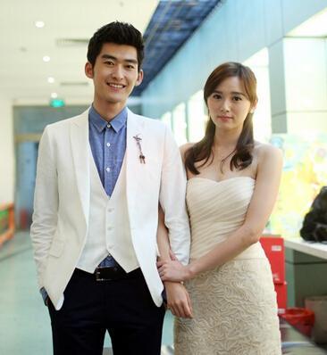 “三学博士”江铠同：接连三人还能全身而退，只因李湘是她干妈