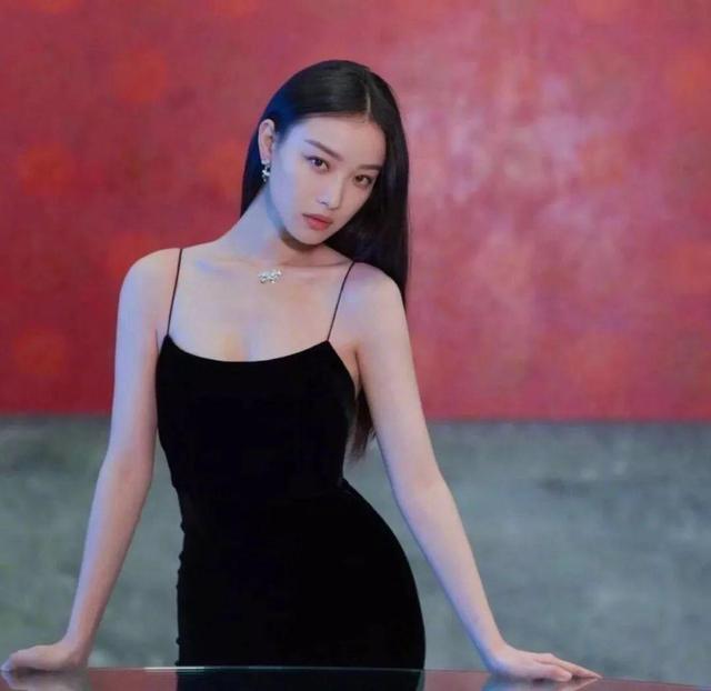 眼睛有哪几种眼型，眼睛分为几种眼型（杏眼温柔、桃花眼妩媚）