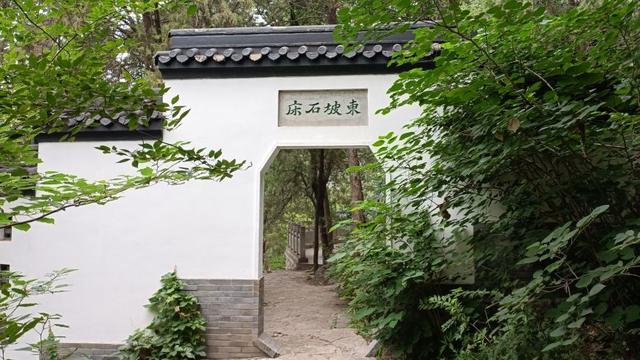 近水知鱼性近山识鸟音的意思，近水知鱼性近山识鸟音的意思是什么（感受《增广贤文》里的人生智慧）