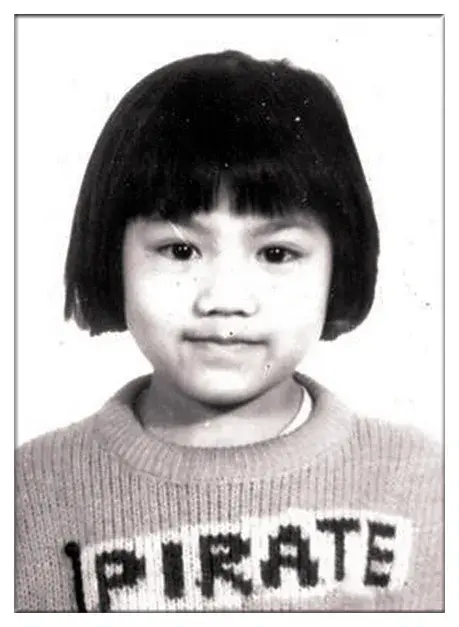 冷瞳～挚爱あ倾雪网名，冷瞳～挚爱あ倾雪微信昵称（十年香港嫩模浮沉史）