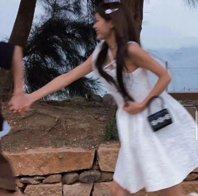 小众情头，微信头像，小众情头（情侣头像，小众情头）