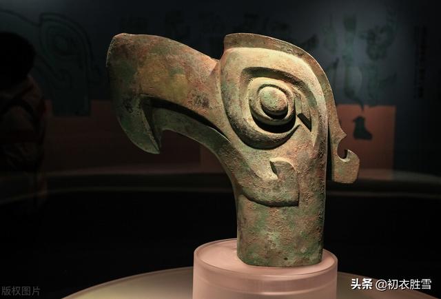 蚕丛及鱼凫指什么，蚕丛及鱼凫指什么一梦江湖（李白两首诗里的蚕丛古国）