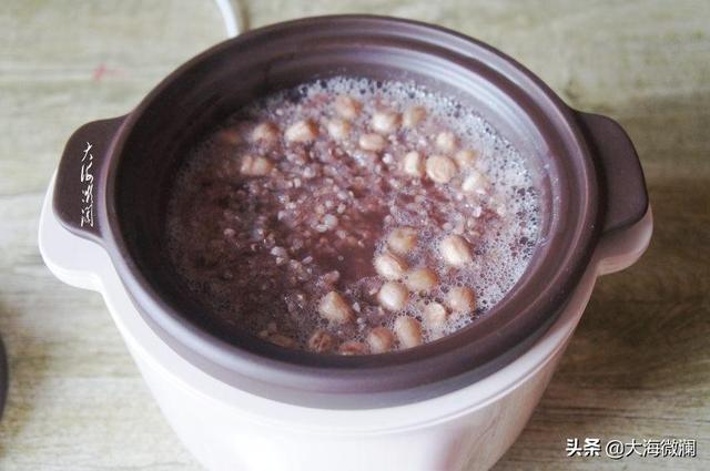 荞麦仁怎么熬粥，荞麦米的最佳吃法（顺滑如油软糯香甜）