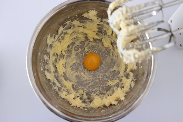 芒果的功效与作用及营养价值，火龙果的功效与作用（三伏天要多吃这水果）