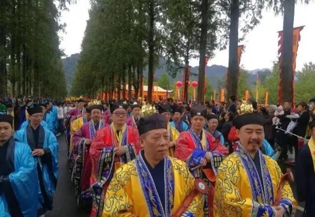 做法事是什么意思，梦到做法事是什么意思（你不知道的道教高规法事）