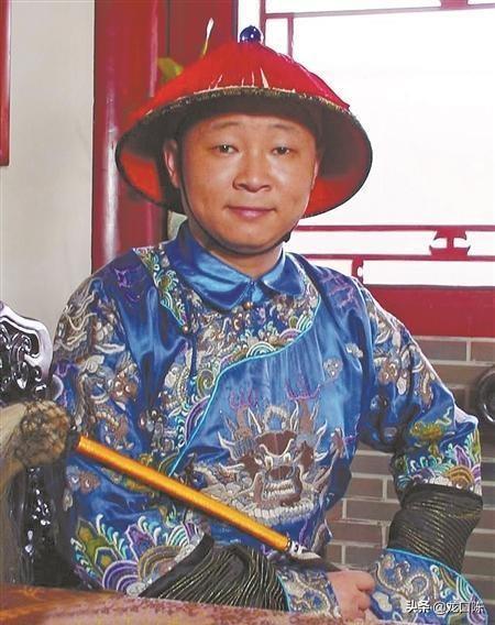 高丽虹个人资料,高丽虹老了也很美(抱得高个美人归的5位矮小男星)