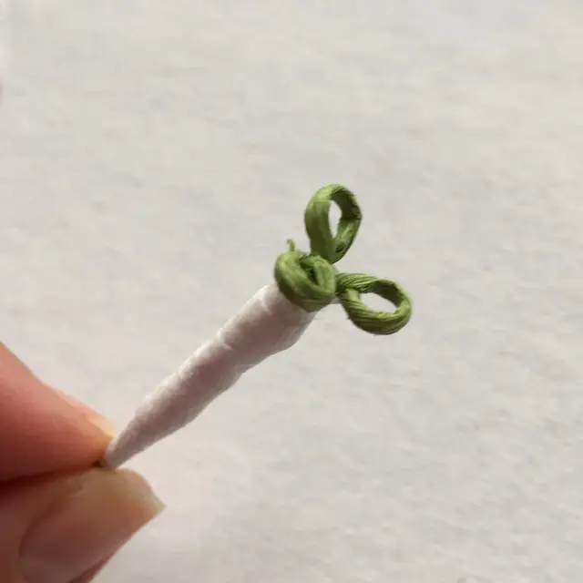 手工花朵制作方法，彩纸手工制作花朵的方法（喜欢花哪儿还用买）