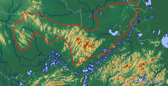 东南丘陵包括哪几个丘陵，东南丘陵包括哪几个丘陵之一（看中国14大丘陵分布）