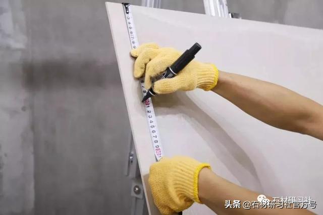 岩板是什么材料，岩板是什么材料合成的（一篇文章为你解答）