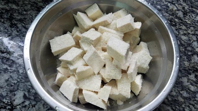 芋头西米露的做法，芋头水果西米露做法（广东很好喝的一道糖水）