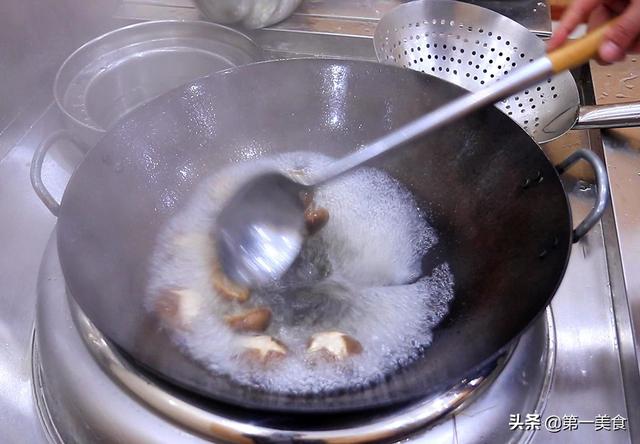 香菇如何做，香菇如何做好吃（超简单的5种香菇做法）