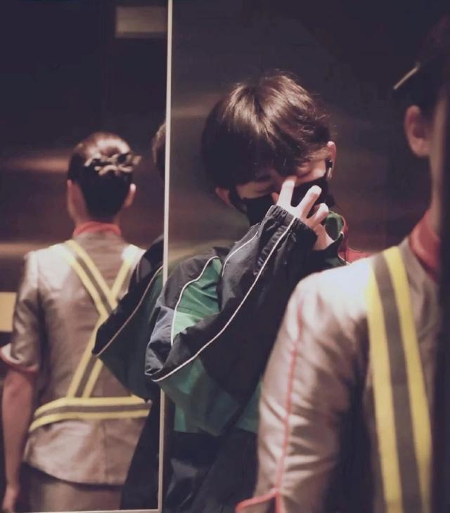 易烊千玺出道时间，易烊千玺出道时间天数（易烊千玺到底经历了什么）