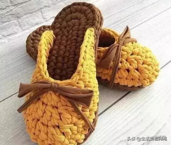 新手勾鞋子一步一步教，鞋子的钩法详解简单几步教会你（是时候为家人钩织地板拖了）