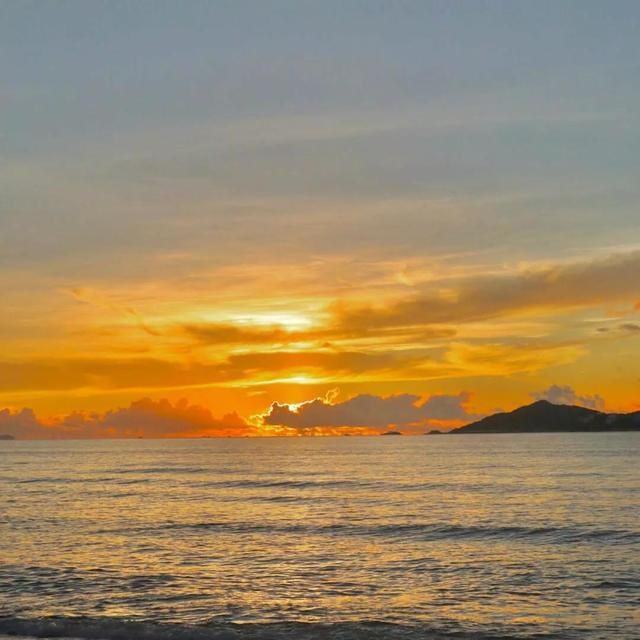 落日晚霞朋友圈背景，落日晚霞朋友圈背景图（朋友圈背景图）