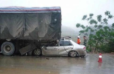 洛桑怎么死的，洛桑被谁害死的（洛桑因车祸离世被疑赵本山所为）