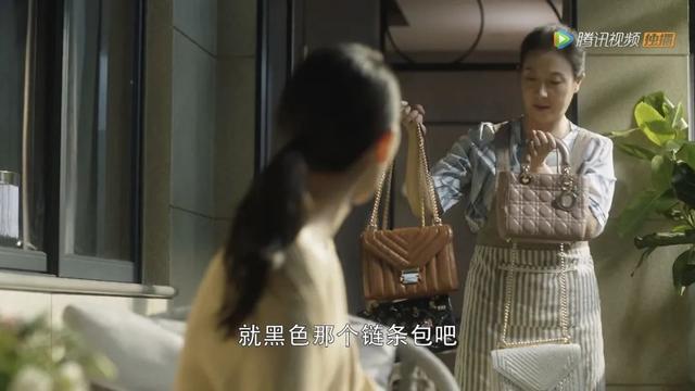 莫奈包是什么档次，莫奈包值得买吗（上海顶级富太真的如《三十而已》里这样吗）