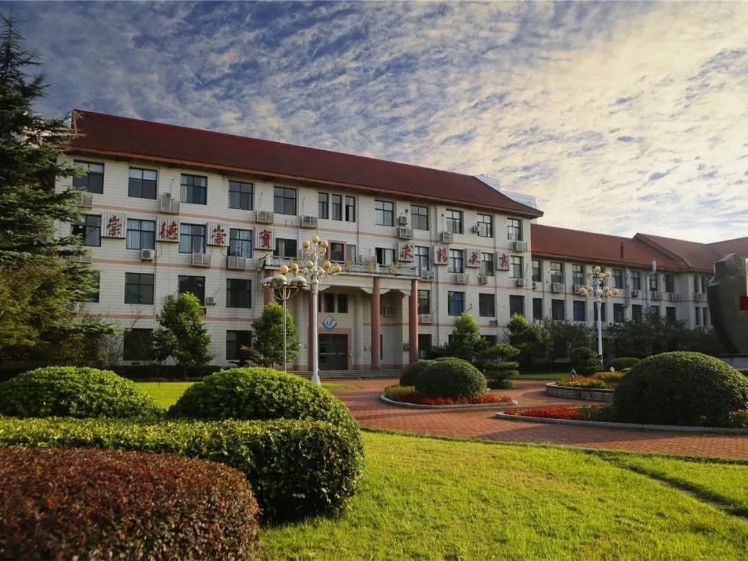 重庆军医大学(军医真的没出路吗)