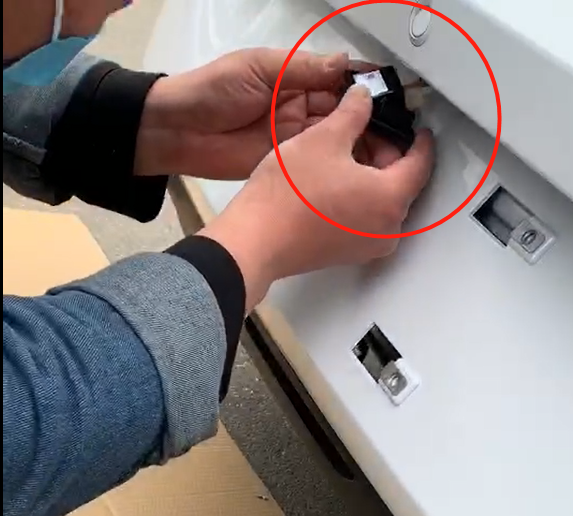 倒车影像怎么安装，倒车影像摄像头安装方法详解（自己动手装了个倒车影像）