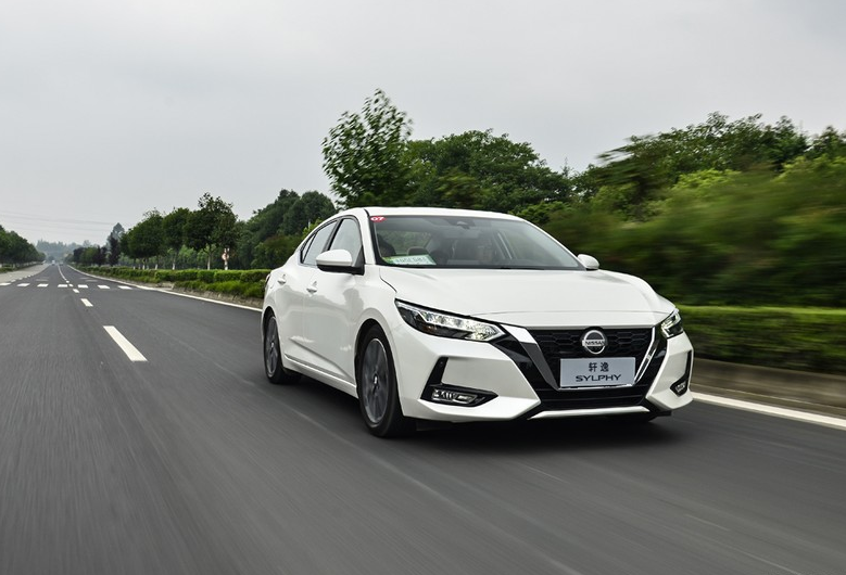 日产轩逸14万(刚买四个月新轩逸就后悔了,听听真实车主的大吐槽)